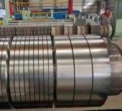 Oceľ potiahnutá zliatinou hliníka a zinku 55 %.